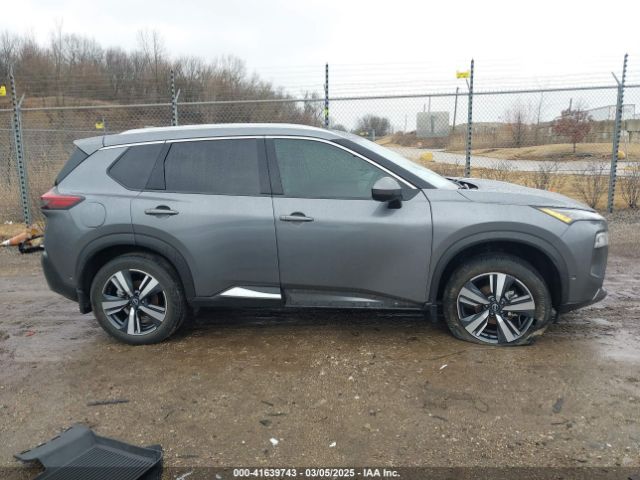 5N1BT3CB9NC717447 Nissan Rogue Sl Intelligent Awd