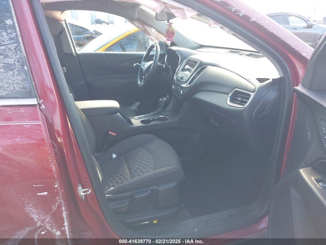 2GNAXKEV1K6101226 Chevrolet EQUINOX LT