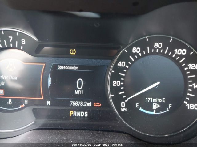 5LMCJ1C96HUL03694 Lincoln Mkc Premiere