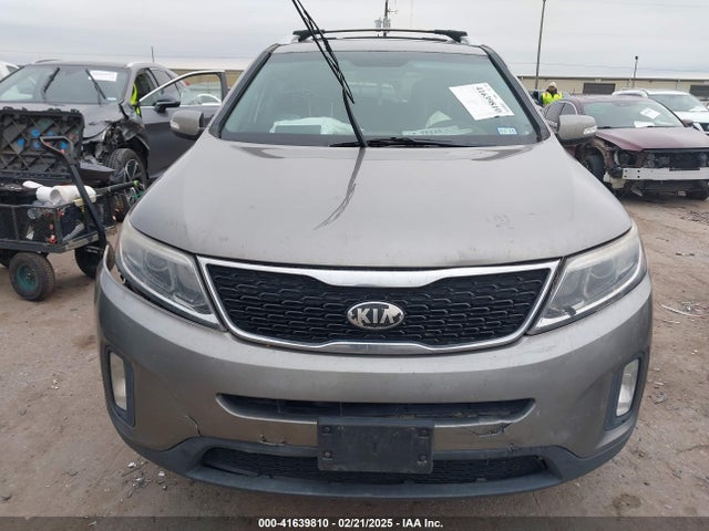 5XYKT4A60EG517262 KIA SORENTO LX