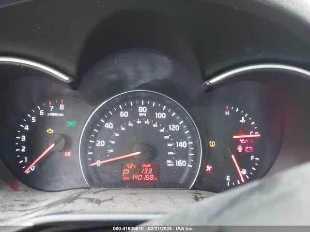 5XYKT4A60EG517262 KIA SORENTO LX