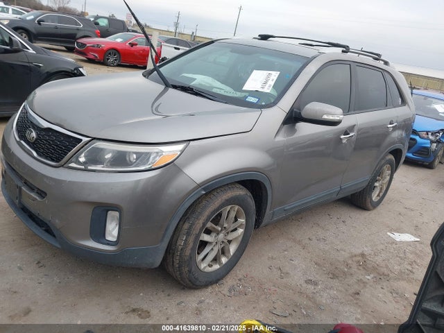 5XYKT4A60EG517262 KIA SORENTO LX