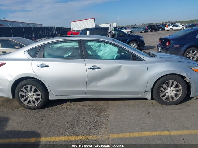 1N4AL3AP4JC163152 Nissan Altima 2.5 S