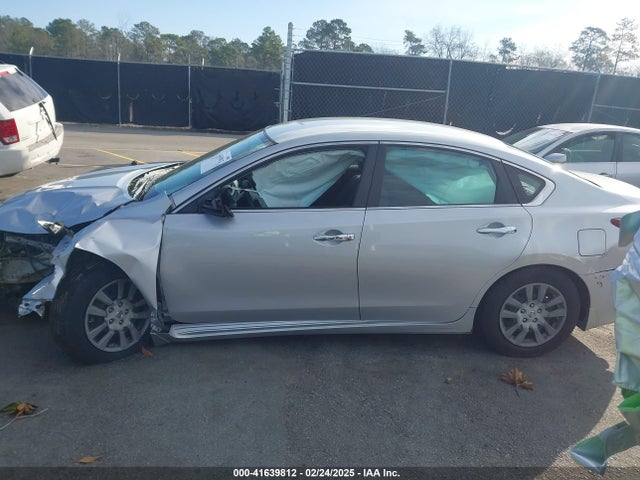 1N4AL3AP4JC163152 Nissan Altima 2.5 S