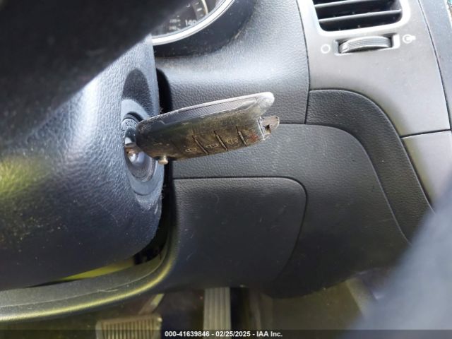 3KPFK4A72JE206565 KIA FORTE LX
