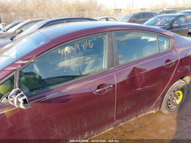 3KPFK4A72JE206565 KIA FORTE LX