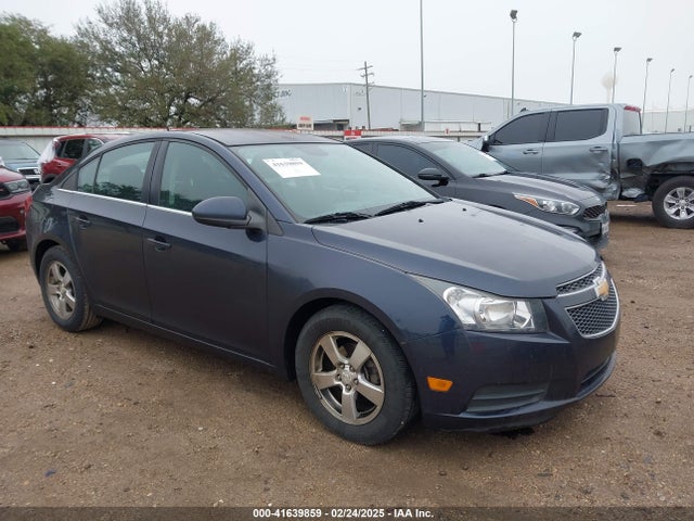 2014 1G1PC5SB3E7349811 main image
