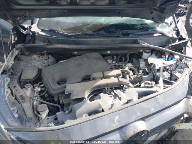 2T3H1RFV6KW037737 Toyota RAV4 LE