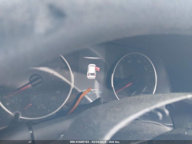 2T3H1RFV6KW037737 Toyota RAV4 LE