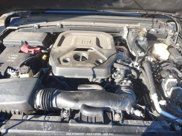 1C4HJXDN5JW131695 Jeep Wrangler Unlimited Sport S 4x4