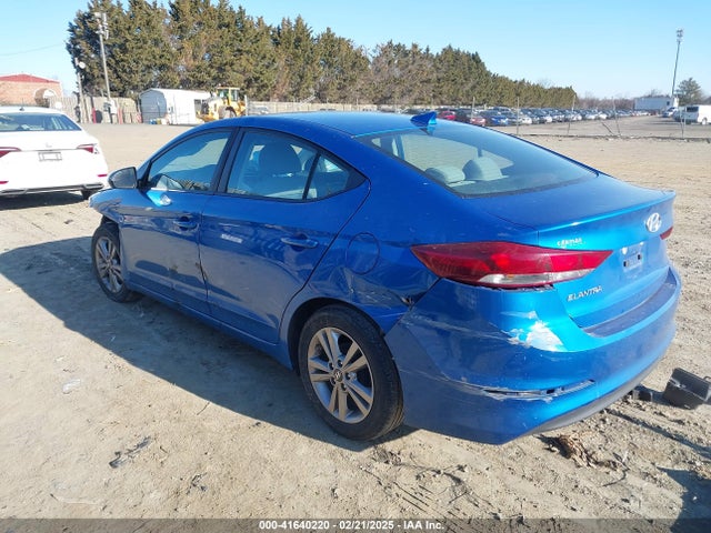 KMHD84LF1HU241776 Hyundai ELANTRA SE