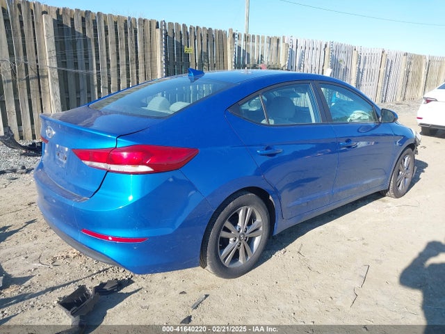 KMHD84LF1HU241776 Hyundai ELANTRA SE