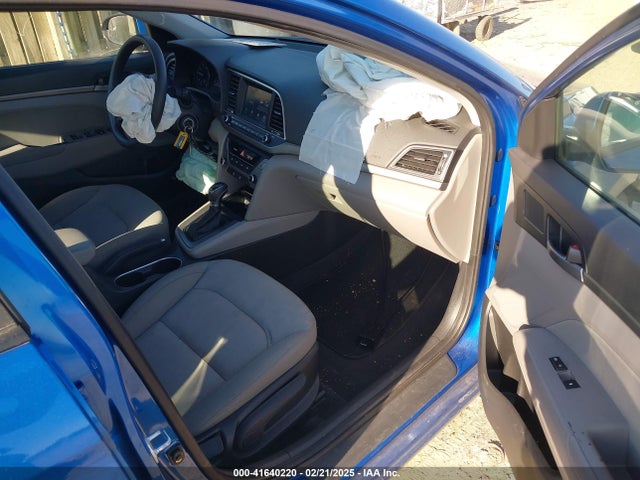 KMHD84LF1HU241776 Hyundai ELANTRA SE