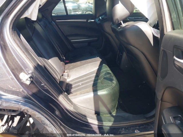 Chrysler 2018 2018 2C3CCABG9JH191147 Image 8