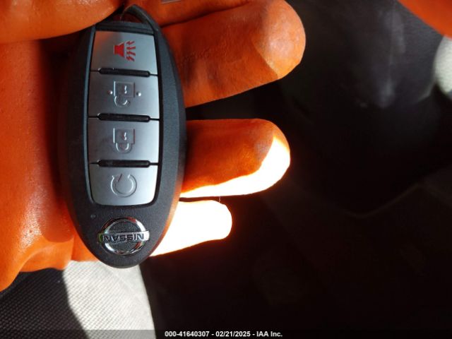 3N1CP5CU5KL498273 Nissan KICKS SV