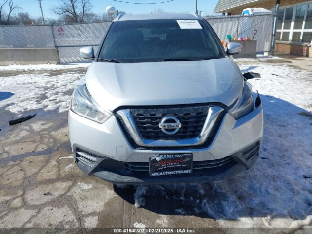 3N1CP5CU5KL498273 Nissan KICKS SV