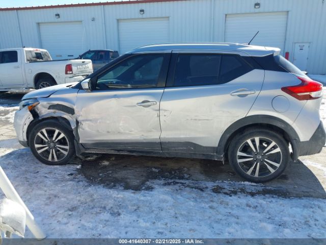 3N1CP5CU5KL498273 Nissan KICKS SV