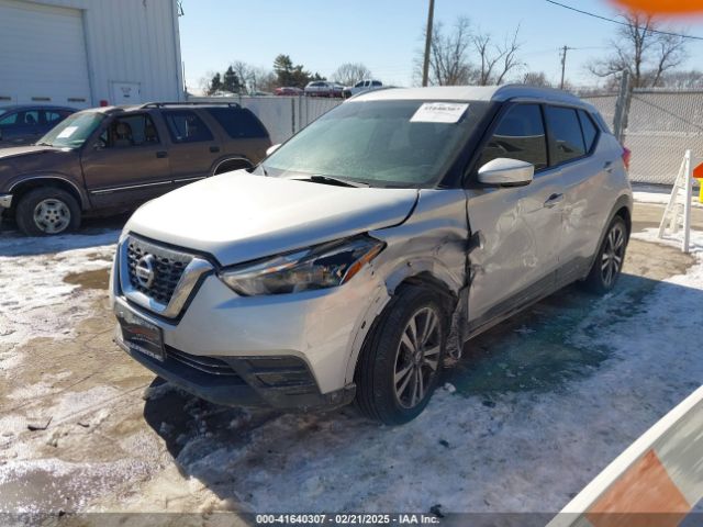 3N1CP5CU5KL498273 Nissan KICKS SV
