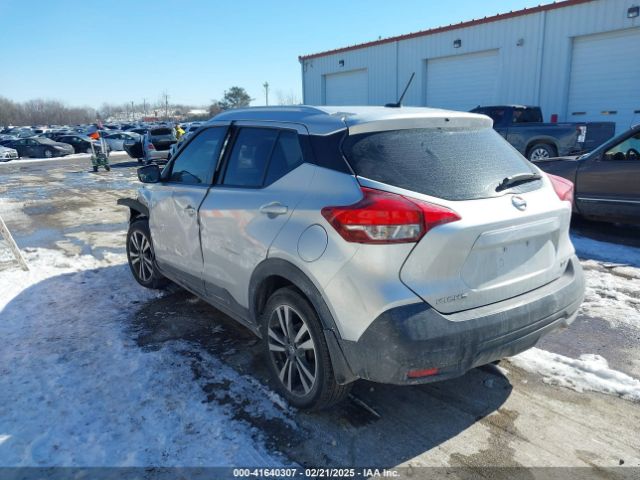 3N1CP5CU5KL498273 Nissan KICKS SV