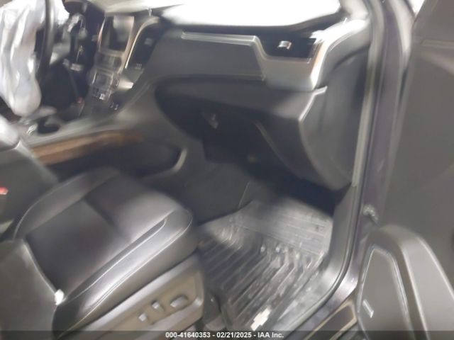 1GNSKHKC7JR173463 Chevrolet Suburban Lt