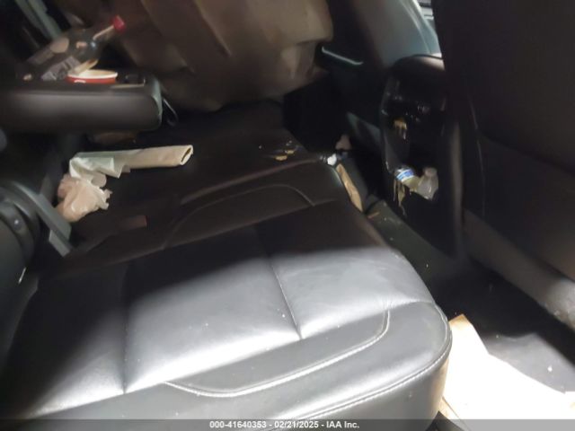 1GNSKHKC7JR173463 Chevrolet Suburban Lt