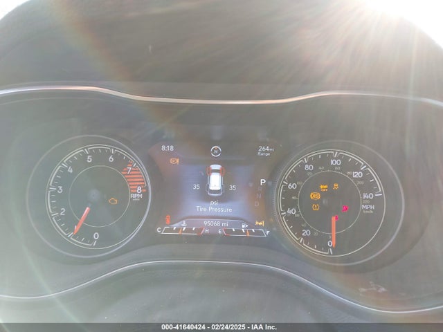 1C4PJMMXXMD206516 Jeep Cherokee 80th Anniversary 4x4