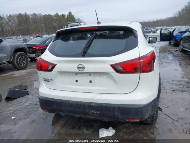 JN1BJ1CP8KW239738 Nissan Rogue Sport S