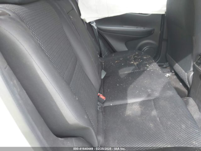 JN1BJ1CP8KW239738 Nissan Rogue Sport S