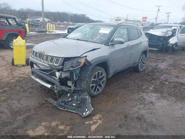 3C4NJDCB1JT238287 Jeep Compass Limited 4x4