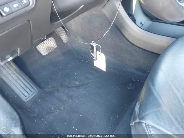 1G4ZU5SS2KU119070 Buick Lacrosse Fwd Avenir