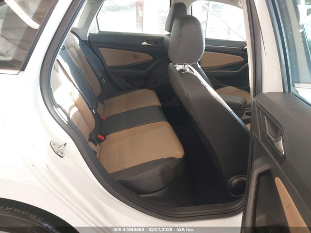 2020 Volkswagen Jetta 1.4t Sel Premium მანქანა იყიდება აუქციონზე, vin: 3VWG57BUXLM092709, აუქციონის ნომერი: 41640553