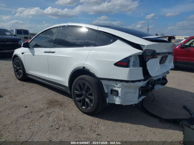 2024 TESLA MODEL X 7SAXCBE59RF433324 Photo 2