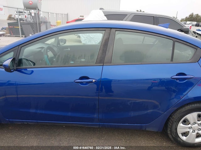 KIA FORTE LX 2018 3KPFL4A73JE254069 Image 14