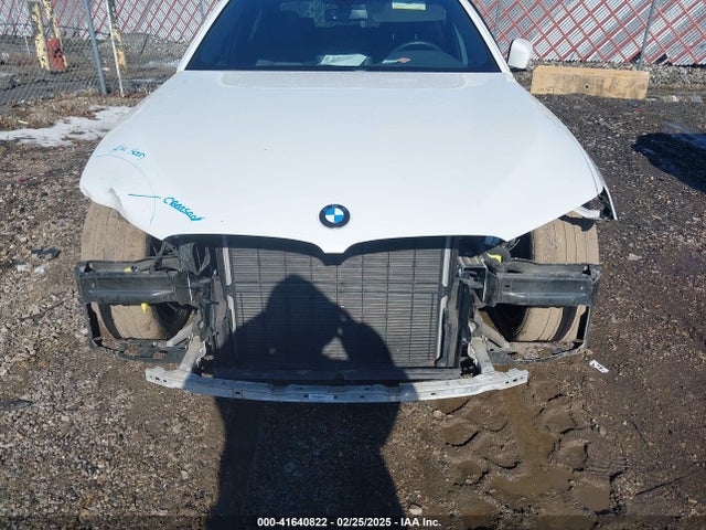 WBAJA5C54KBX87111 BMW 530I