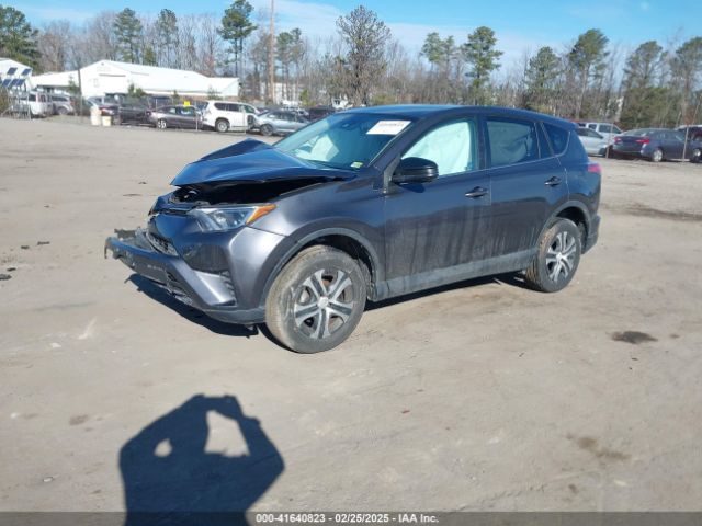 2T3BFREV8JW854358 Toyota RAV4 LE