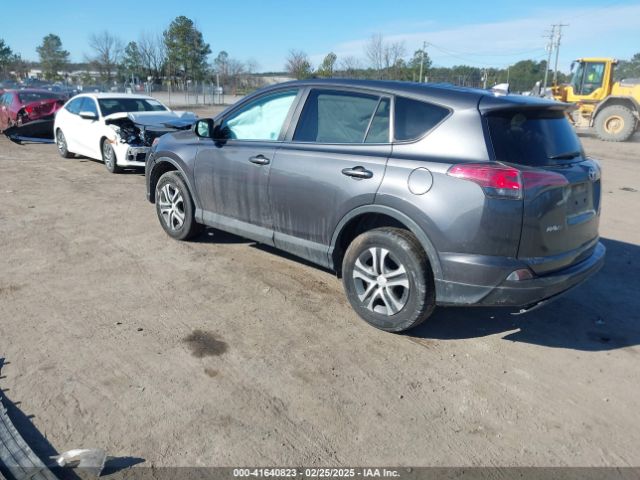 2T3BFREV8JW854358 Toyota RAV4 LE