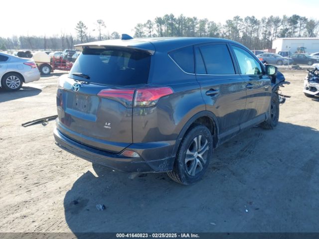 2T3BFREV8JW854358 Toyota RAV4 LE