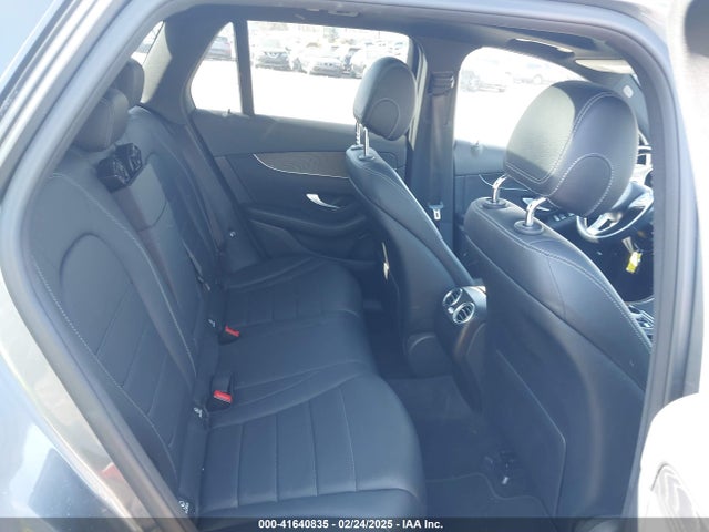 WDC0G4KB6HF254705 Mercedes-Benz m274