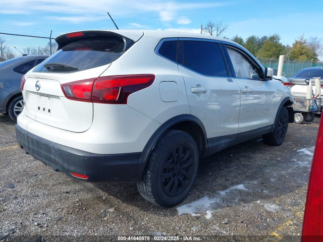 JN1BJ1CP1KW221548 Nissan Rogue Sport S
