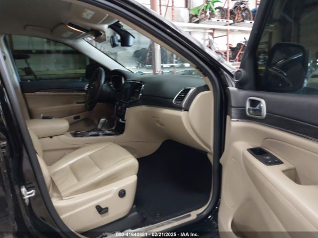 2019 JEEP GRAND CHEROKEE 1C4RJFBG2KC635952 Photo 4