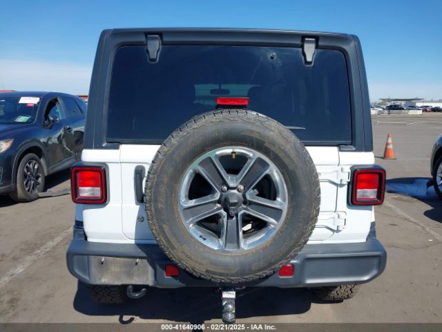 1C4HJXEN5LW277208 Jeep Wrangler Unlimited Sahara 4x4