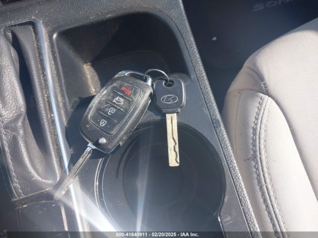 5NPE24AF3FH126911 Hyundai SONATA SE