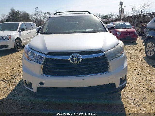 Toyota Highlander Xle V6 2015 5TDJKRFH7FS177151 Image 12