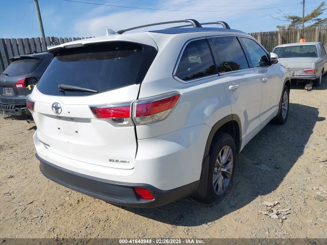 Toyota Highlander Xle V6 2015 5TDJKRFH7FS177151 Image 4