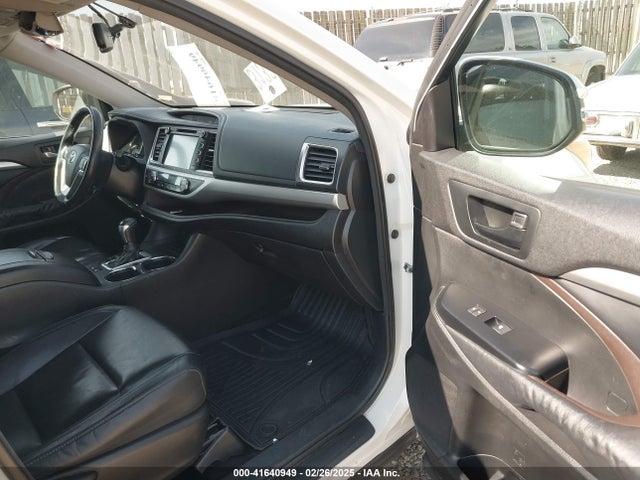 Toyota Highlander Xle V6 2015 5TDJKRFH7FS177151 Image 5