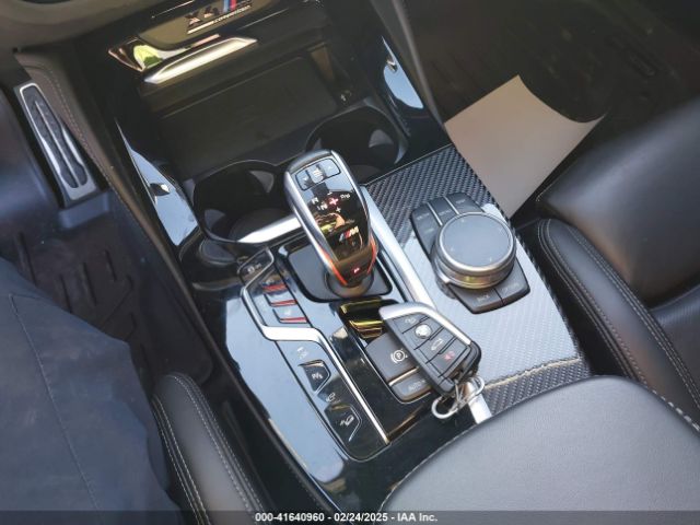 5YMUJ0C05LLU67354 BMW X4 M Competition