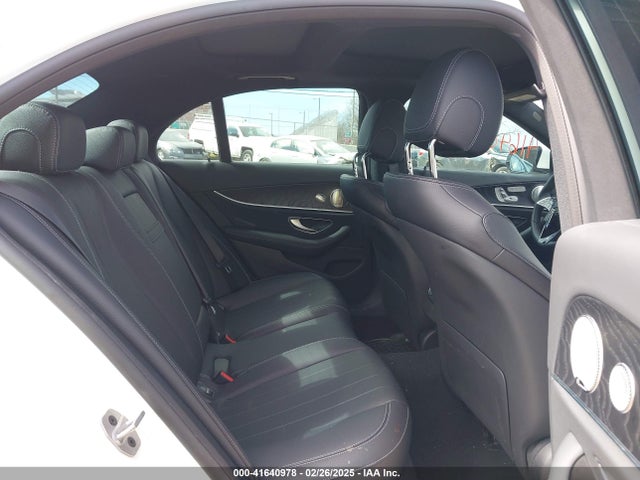 W1KZF8EB7PB174425 Mercedes-Benz E 350 4matic