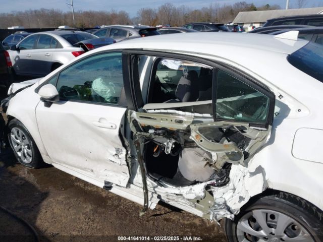 5YFEPMAE8MP266980 Toyota COROLLA LE