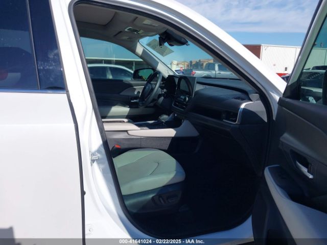 5TDAAAB52RS059190 Toyota Grand Highlander Xle