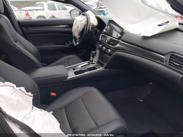 1HGCV1F32NA066848 Honda Accord Sport